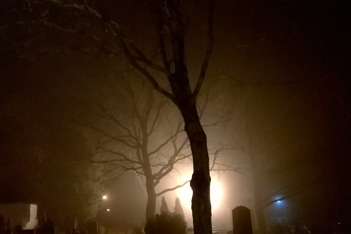 Avaa kuva isommaksi sumua, zombi puuttuu_L.